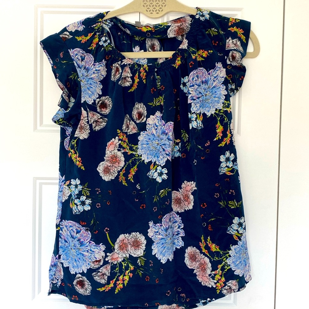 Floral blouse!